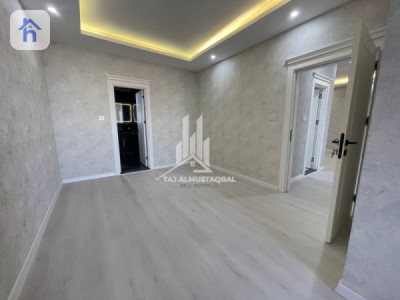 Luxurious 2 Bed Apartment for Sale Image 4
