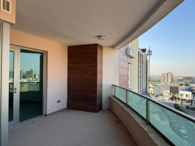 Spacious Apartment with Stunning Views image 15