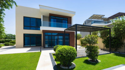 Modern home with 5 bedrooms in Damac Hills image 1