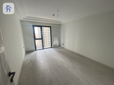 Cozy Apartment in Rami Towers Image 5