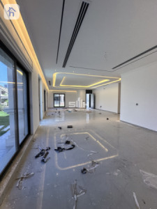 Spacious House in Dream City image 12