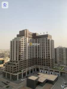 Modern Apartment in Central Location image 1
