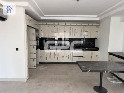 Modern 2-Bedroom Apartment in Rami Tower Image 10