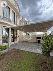VIP House image 3