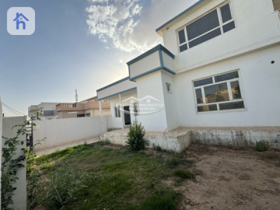 One Floor House image 1