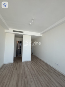 Corner Apartment image 6