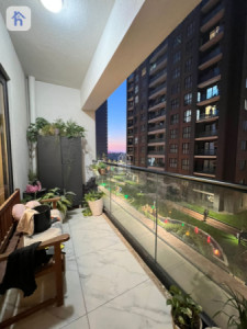 Modern 2-Bed Apartment Image 11