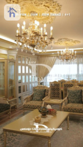 Luxurious Apartment with Park View Image 4