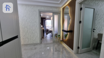 شقة عصرية بثلاث غرف نوم صورة 5