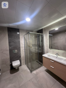 Modern 2 Bedroom Apartment Image 6
