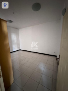 Modern Home with 4 Bedrooms in Zhyan image 22