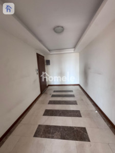 Modern 4-Bedroom Apartment with Beautiful View Image 3