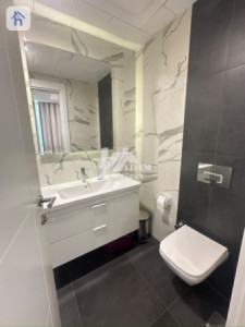 Studio Apartment image 7