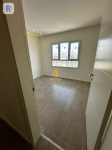 Apartment in Cash Image 7