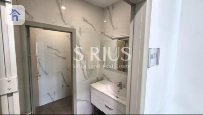 موقع تجاري ممتاز في كولان بارك صورة 9