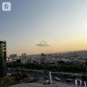 یەک ژووریەکی جوانی مطبخ جیاکراوە لە وەیڤی ئەڤێنیو بۆ کرێ image 2