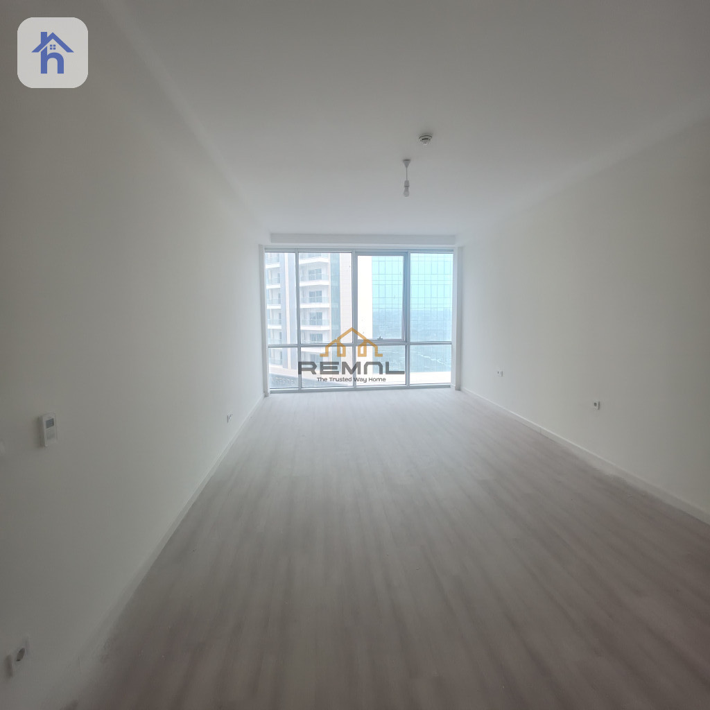 Modern Apartment in Empire Square, 140m²
