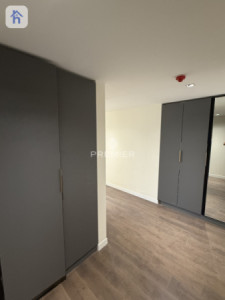Modern 3-Bedroom Apartment Resim 4