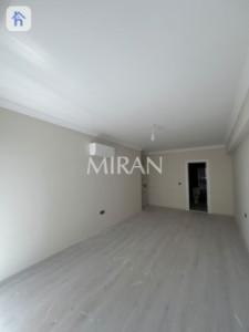 Apartment in Cash image 4