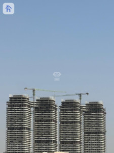 Modern 4-Bedroom Apartment in Highrise Image 11