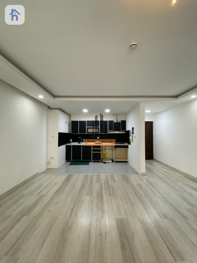 Cozy 2-Bedroom Flat in Zanko Complex Image 2