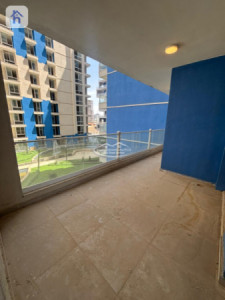 2 Bedroom Apartment with Airport View image 2