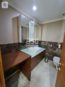 3 Bedroom Apartment Image 10