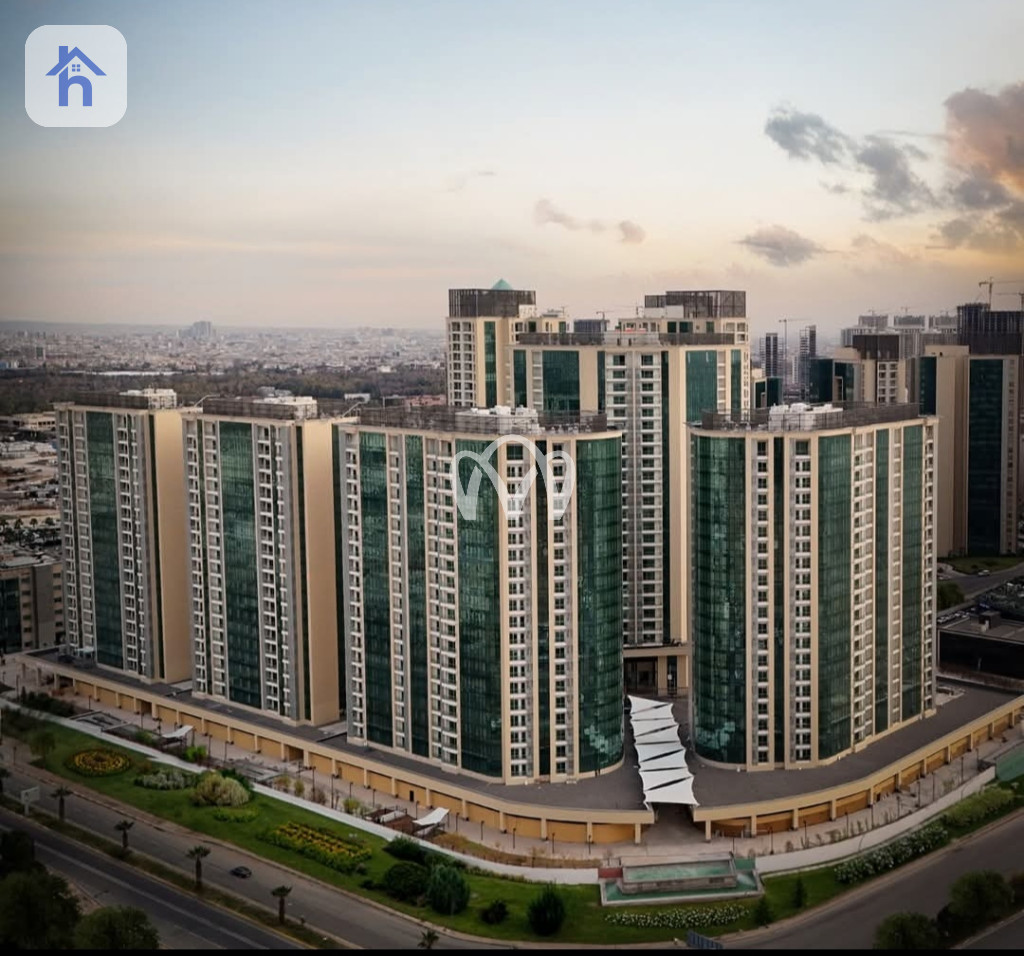 4-Bedroom Apartment in Empire Square Resim 12