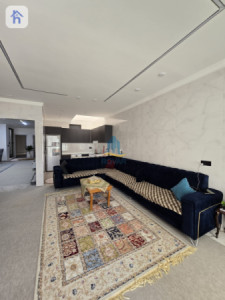 Modern Family Home with 4 Bedrooms Image 6