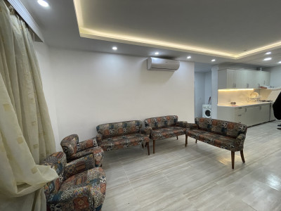Modern Apartment image 2