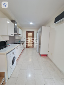 Modern 2-Bedroom Apartment image 1