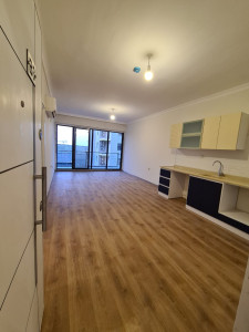 Apartment in Cash Image 3
