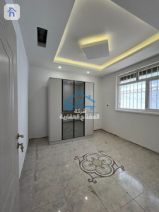 One Floor House Image 5