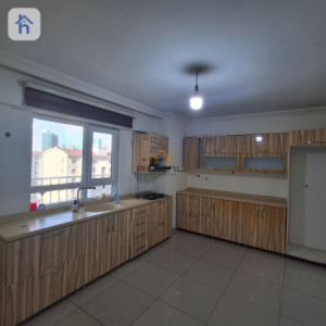 3-Bedroom Apartment image 2