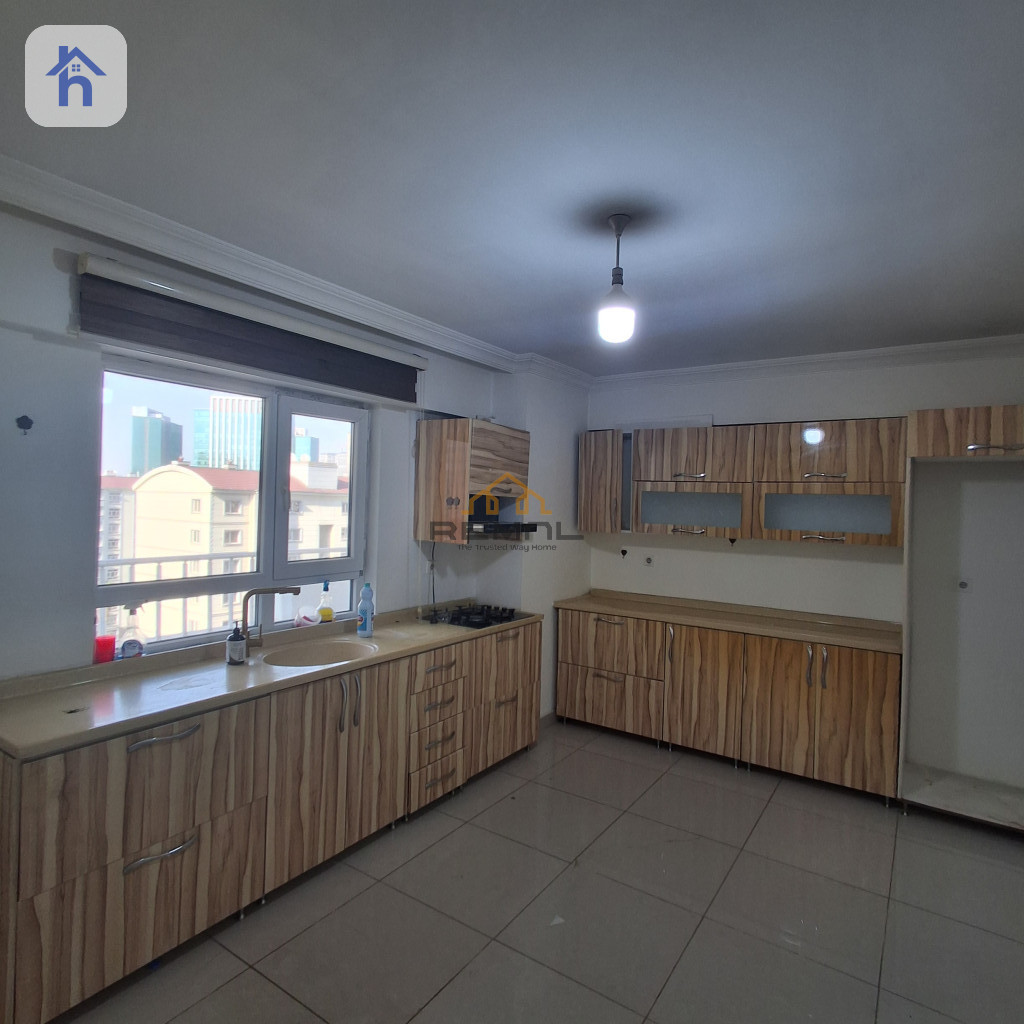 3-Bedroom Apartment Image 2