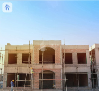 خانوویەکی مۆدێرن لە گوندی ئیسپانی 2 image 1