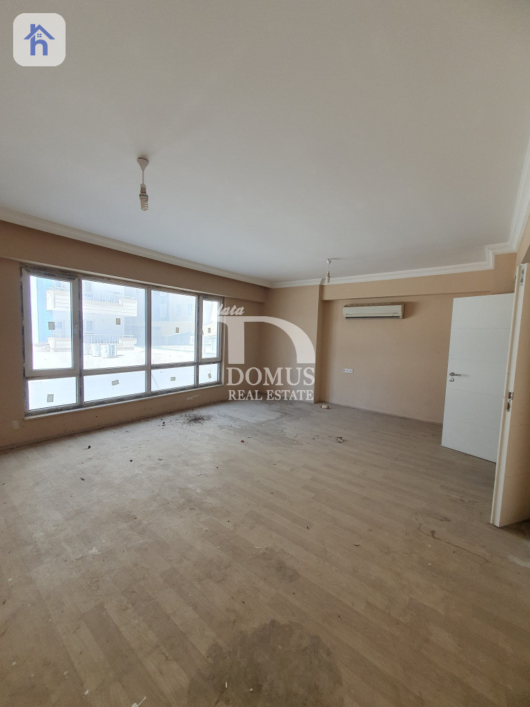 Spacious Apartment with 3 Bedrooms
