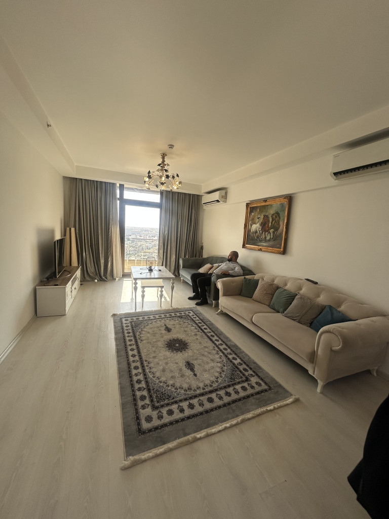 Luxurious Furnished Apartment in Empire Pearl Resim 2