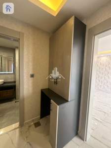 Luxurious Apartment in Prime Location Image 20