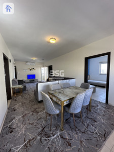 شوقەیەکی ئارام بە دیمەنێکی جوانەوە وێنە 7