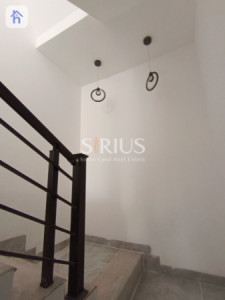 Spacious Family Home with Multiple Rooms Resim 10