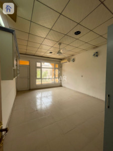 Spacious House with Multiple Rooms Resim 7