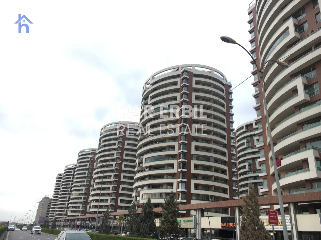 شقة حديثة بـ 5 غرف نوم للإيجار