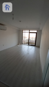 شقة فاخرة ذات تصميم واسع image 2