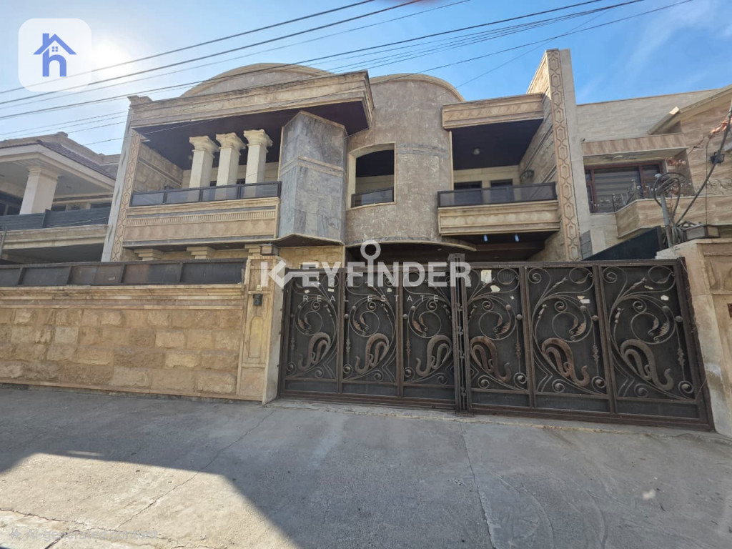 Spacious house in prime location