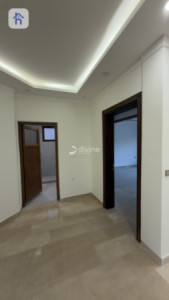 Spacious Family Home in American Village Resim 16