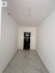 Spacious House with Modern Design Image 15