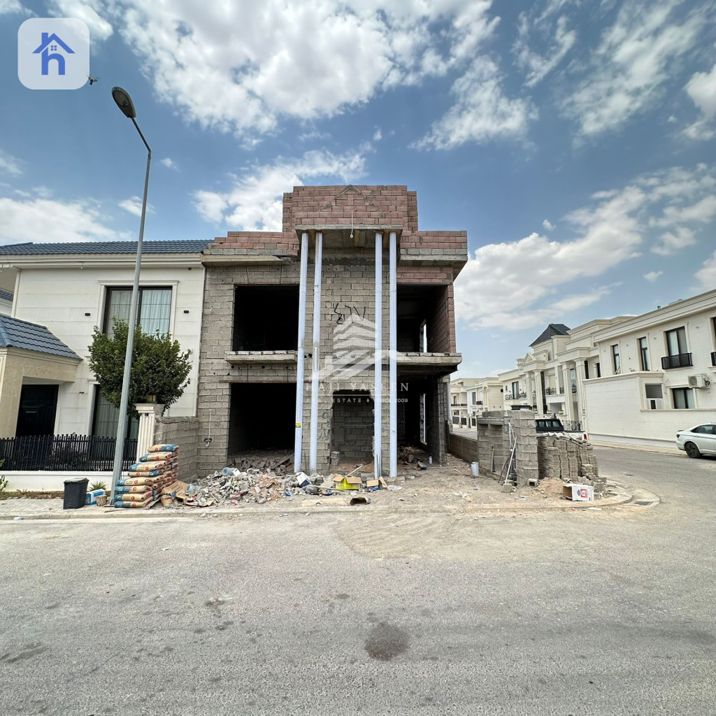 Corner Structure For Sale