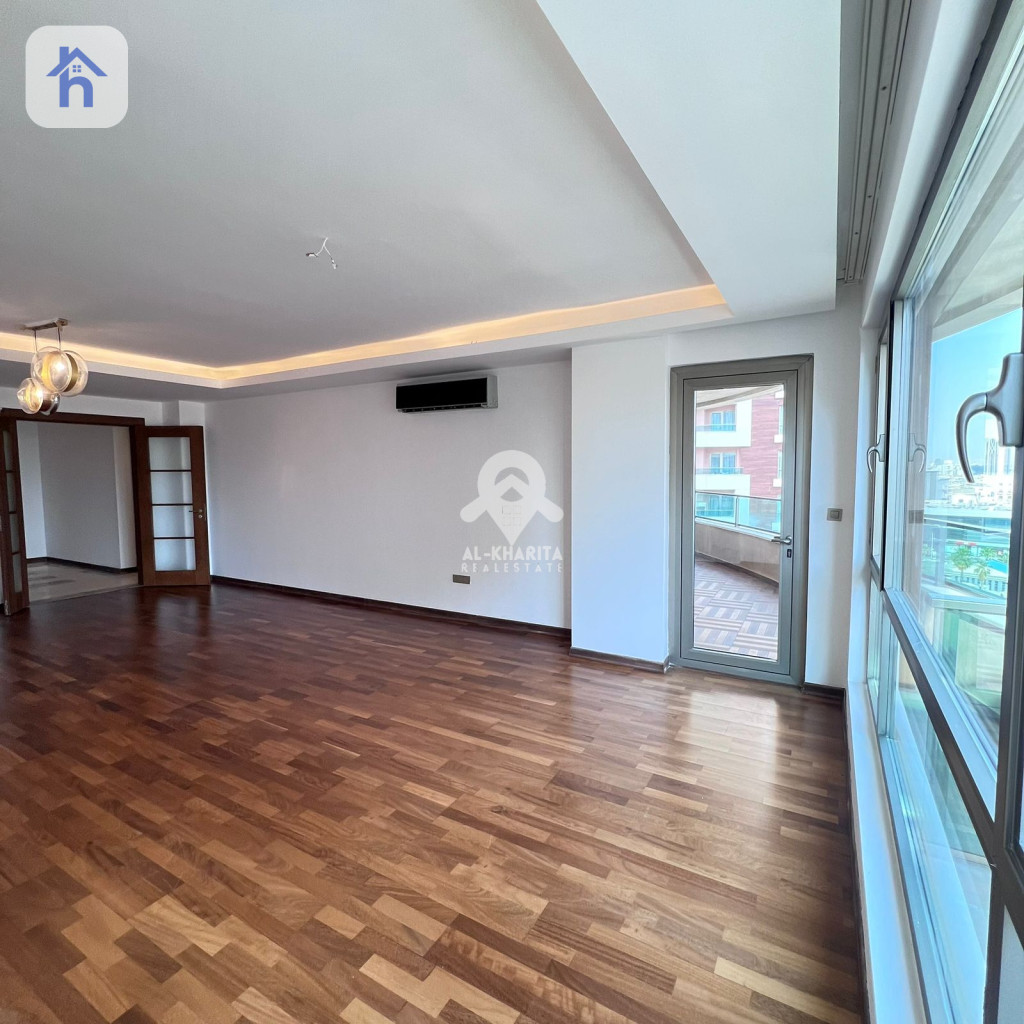 Modern 3-Bedroom Apartment Resim 2