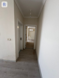Modern Apartment Image 5